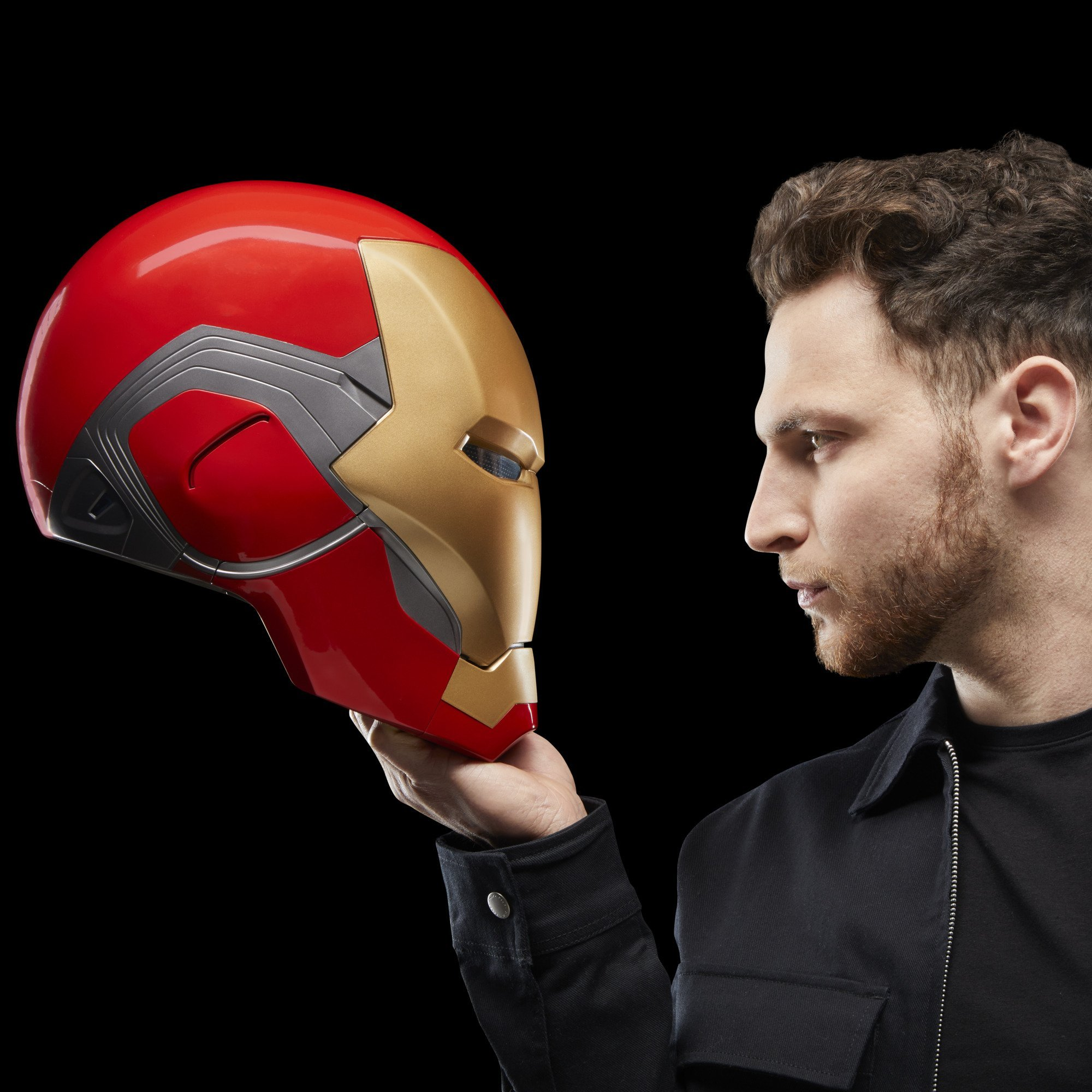 Marvel Legends Series Iron Man Mark 85 Premium Electronic Helmet