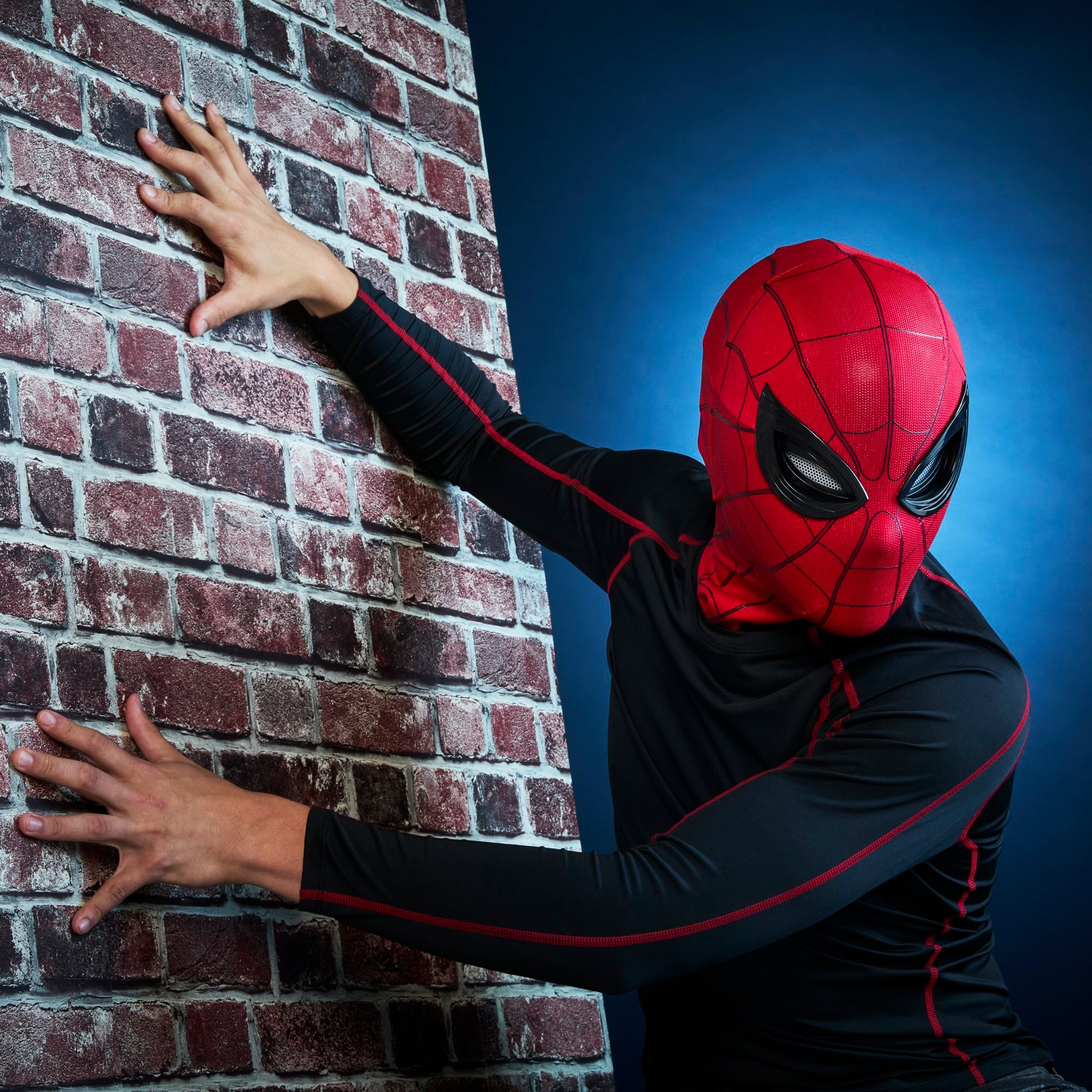 Marvel Legends Series Spider-Man Electronic Expressive Mask