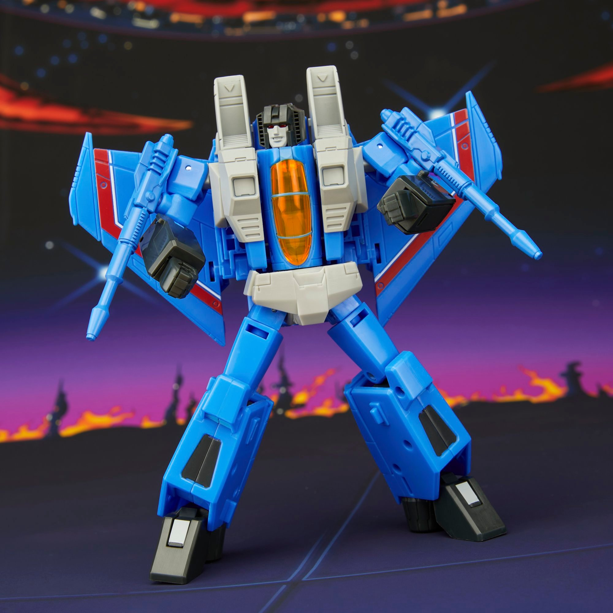 Transformers Studio Series The Transformers: The Movie Voyager Class Thundercracker