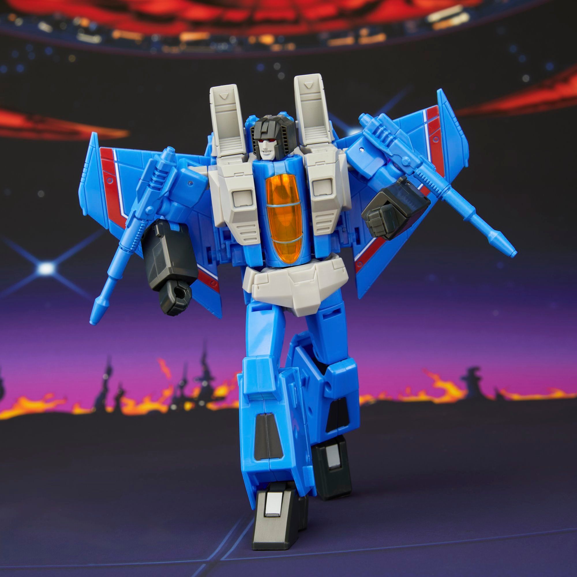 Transformers Studio Series The Transformers: The Movie Voyager Class Thundercracker