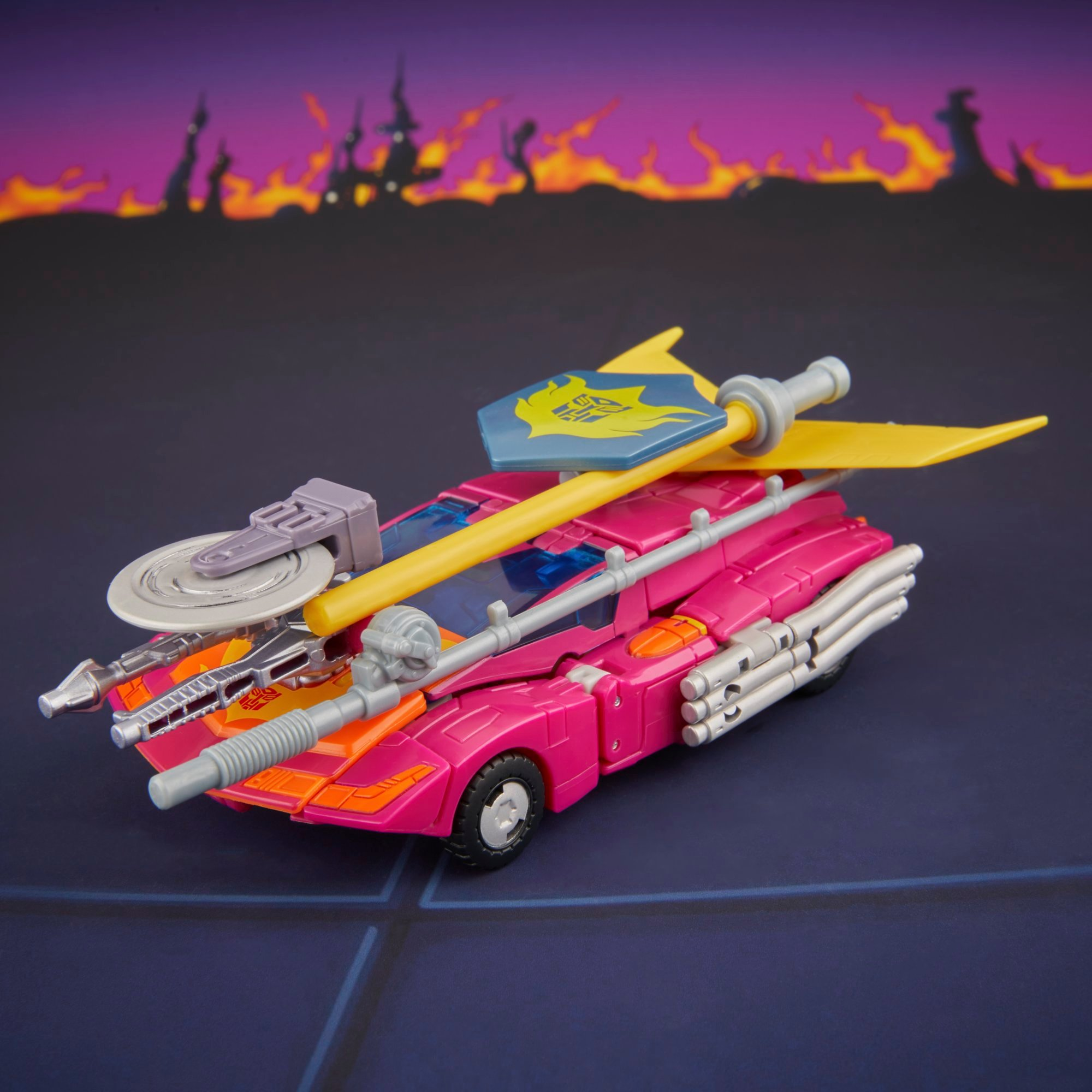 Transformers Studio Series MTMTE Collection The Transformers: The Movie Voyager Class Autobot Hot Rod